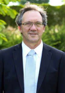 Dr. Thomas Cowan Dr. Thomas Cowan