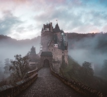 Los Siete Caminantes y el Castillo de la Niebla